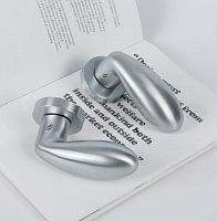 Дверная ручка COLOMBO DROP